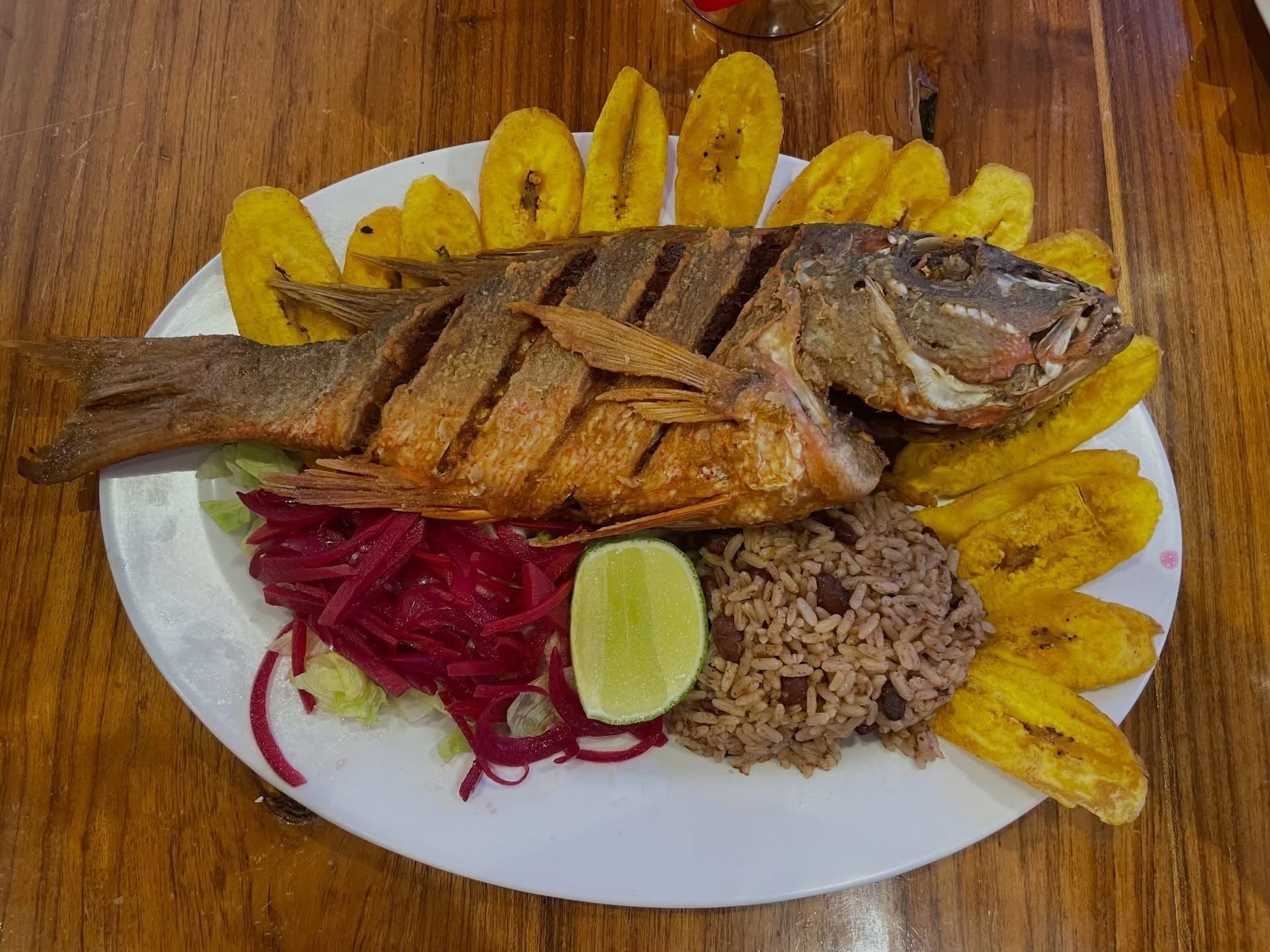 Pescado Frito — Fried Fish Plate